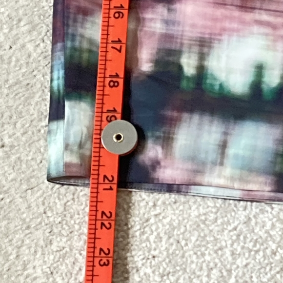 Cos Women's Satin Feel Skirt - UK Size 10/12 - Elegance and Comfort Combined - Picture 16 of 16